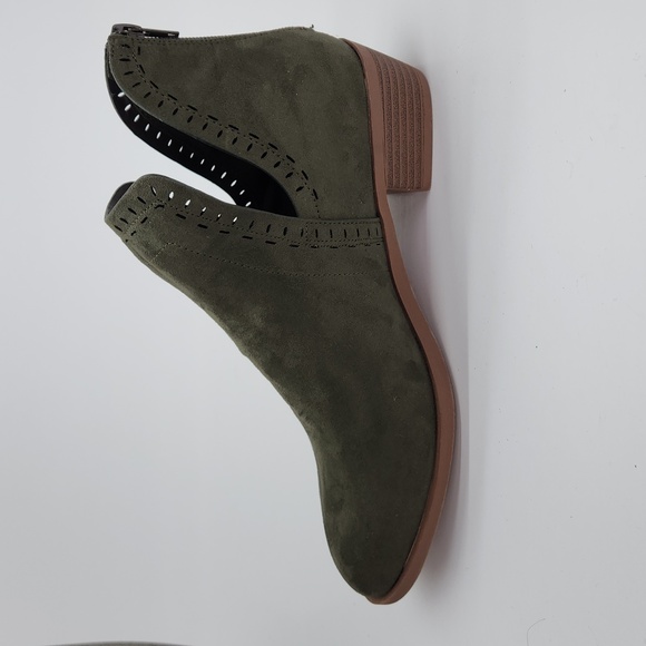 Just Fab Tommi Green Faux Suede Cutout Bootie - Zippered Heel Trendy & Versatile - Picture 6 of 12